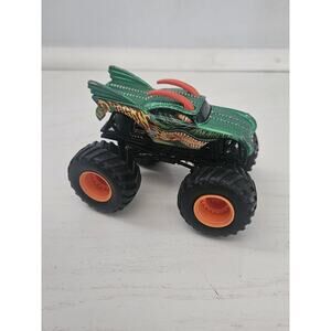 Hot Wheels Monster Jam Truck Green Dragon Toy Car 1:64 Scale‎